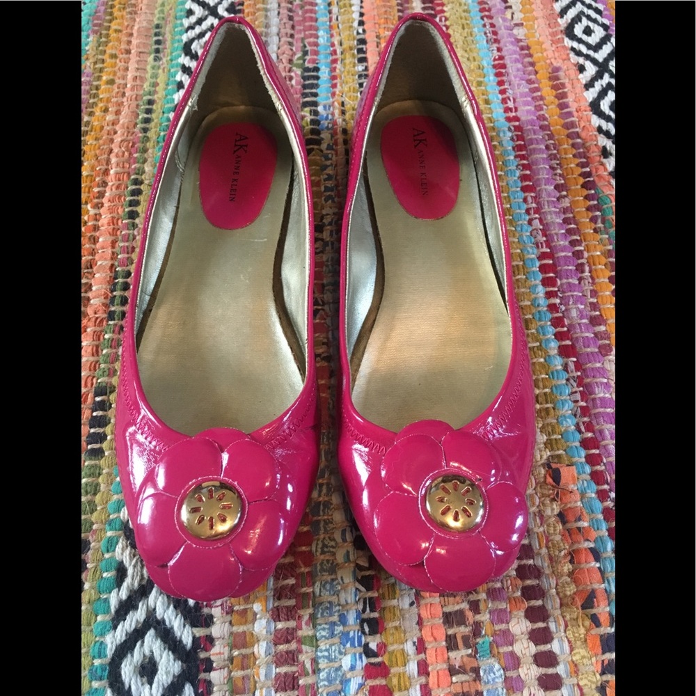 Anne Klein flats
